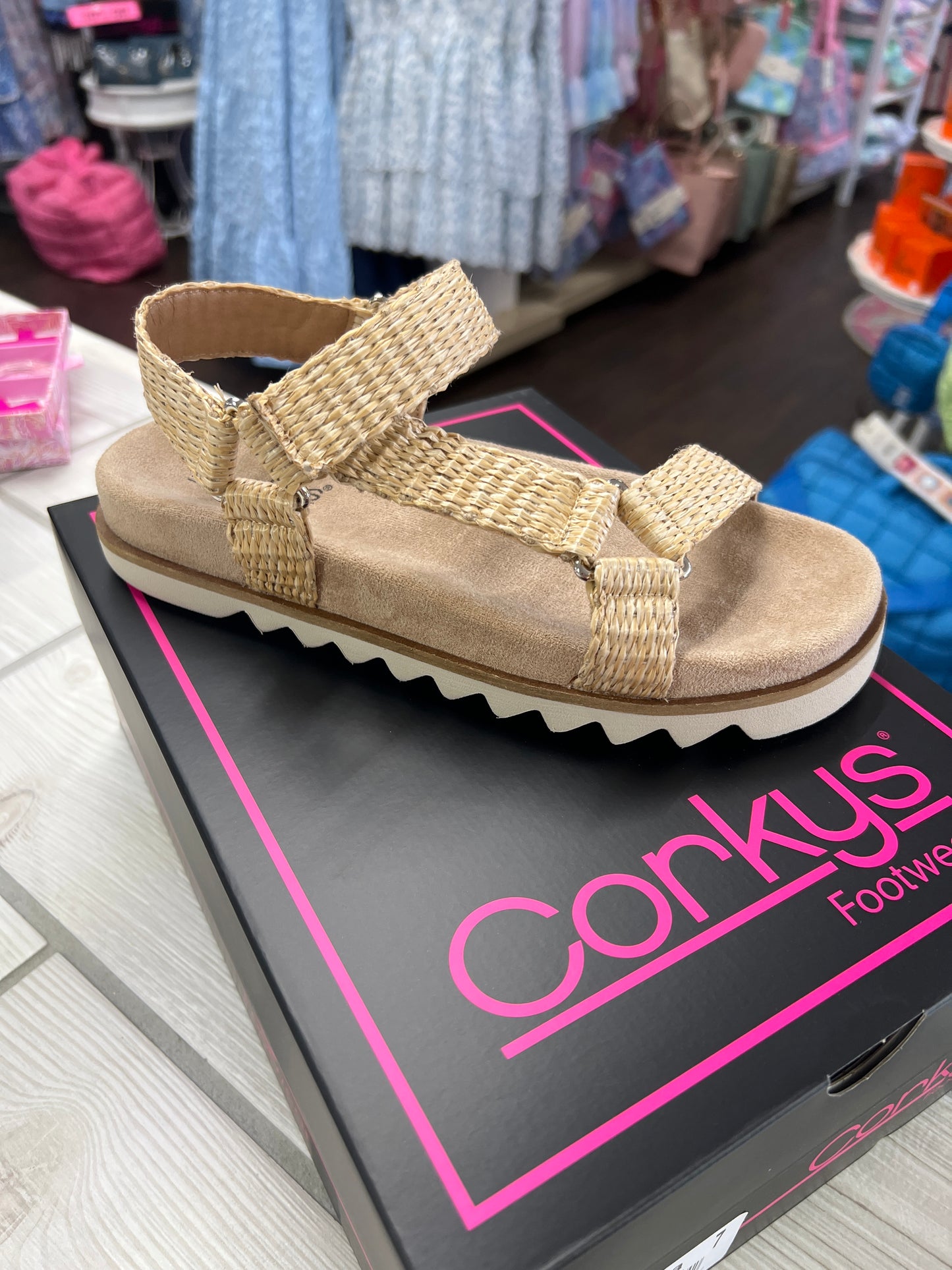 Corkys-GIVE IT A GO Natural Raffia
