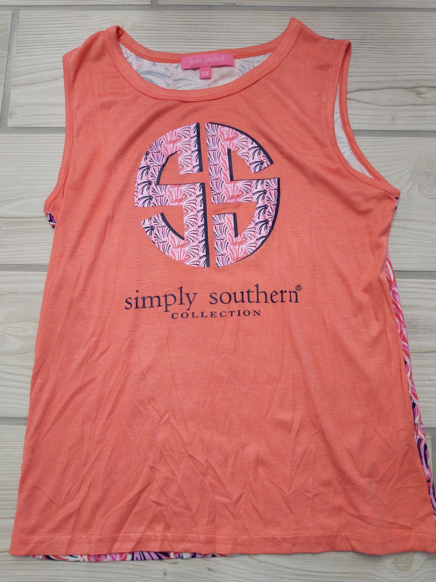 0122 YTH SIMPLY TANK SCALLOP