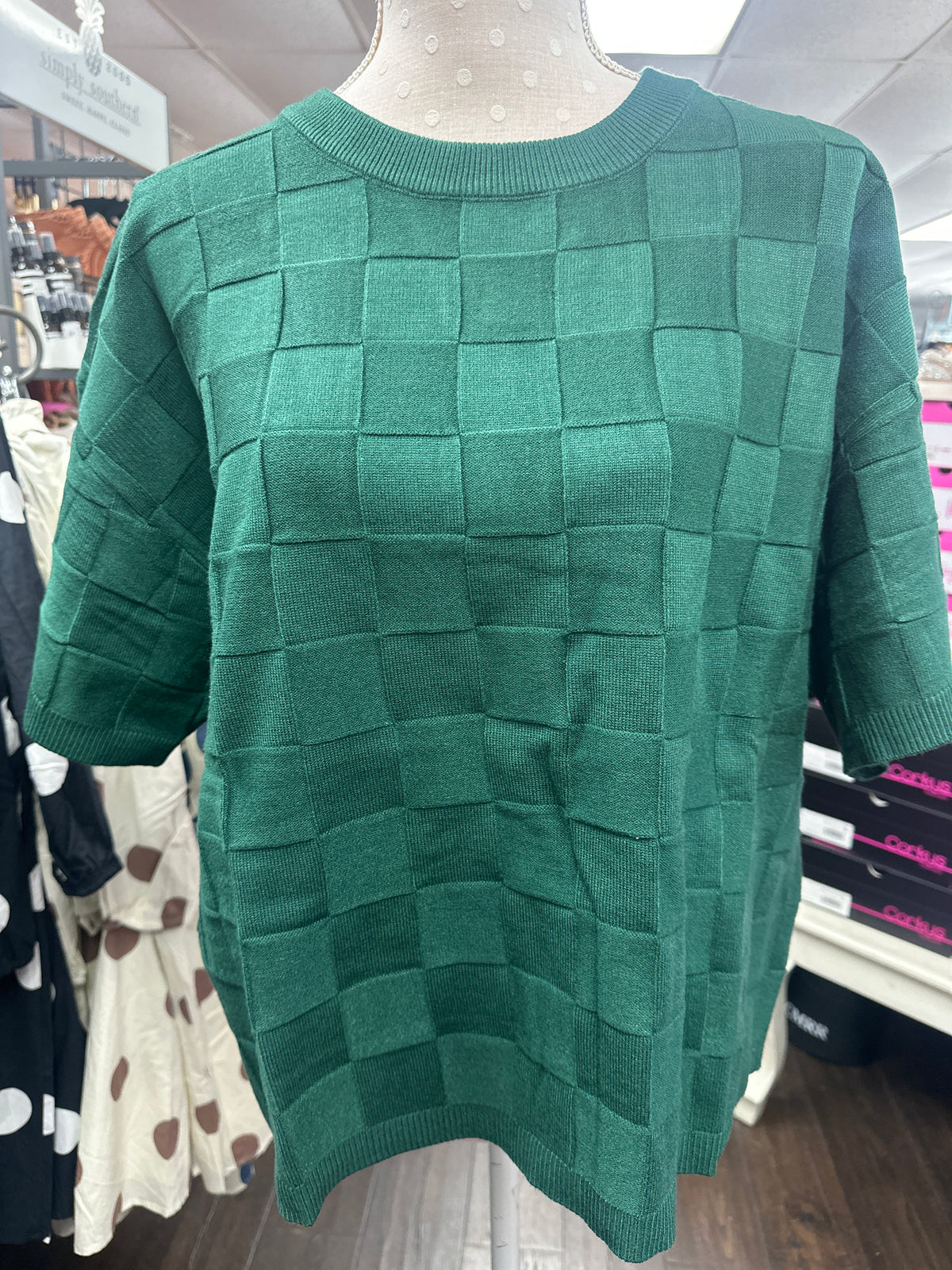 Vine and Love Hunter Green Crew Neck Short Sleeve Textured Knit Sweater Top VT81682B