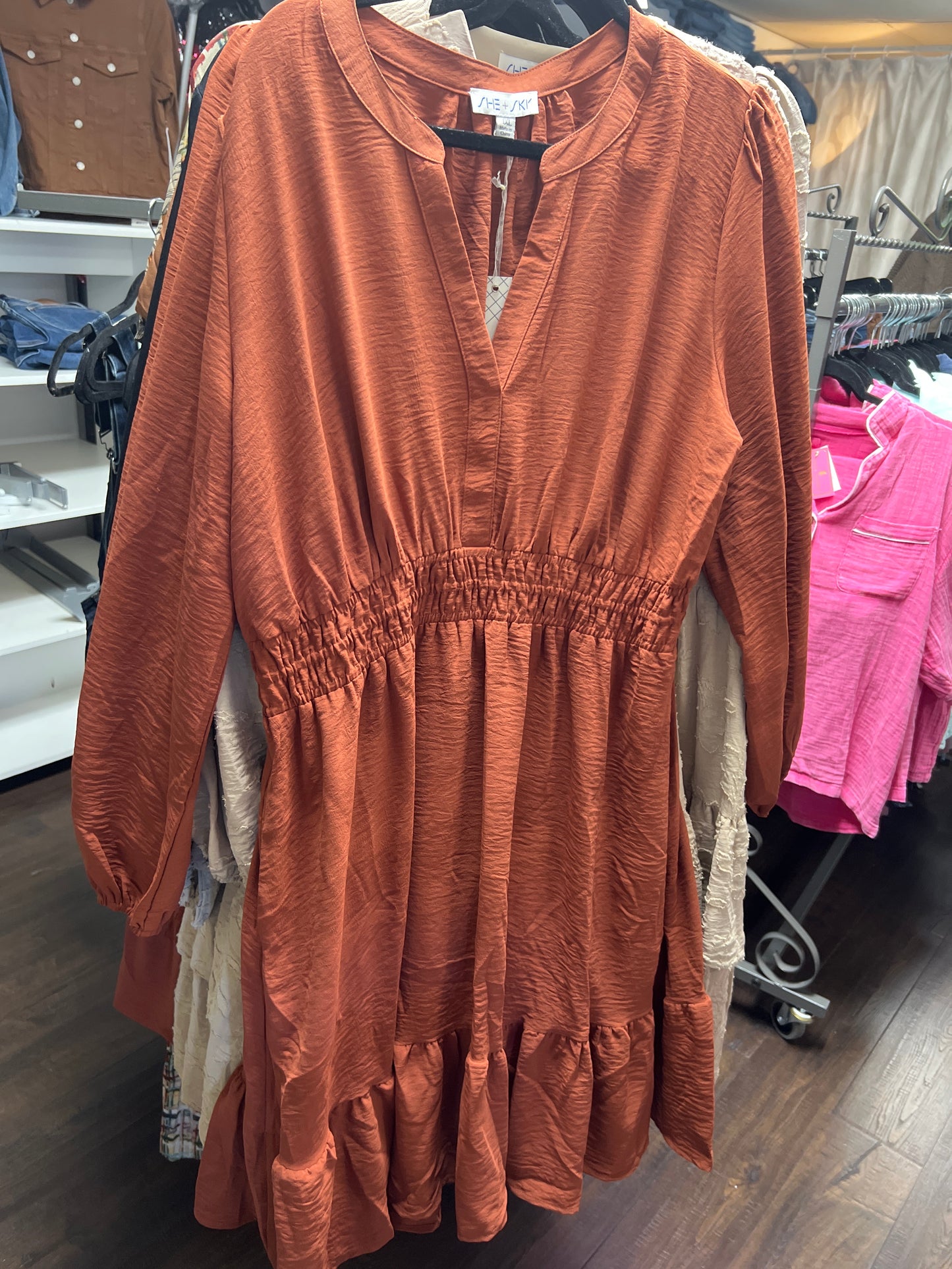 PSY7647 PLUS - LONG SLEEVE ELASTIC WAIST WOVEN DRESS WITH SIDE POCKETS