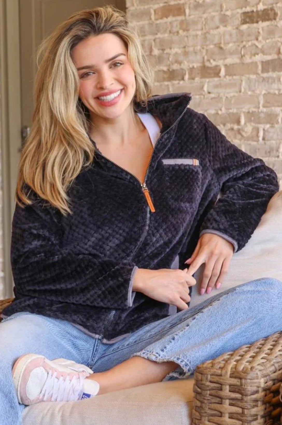 0224-JKT-SMPSFT-BLACK