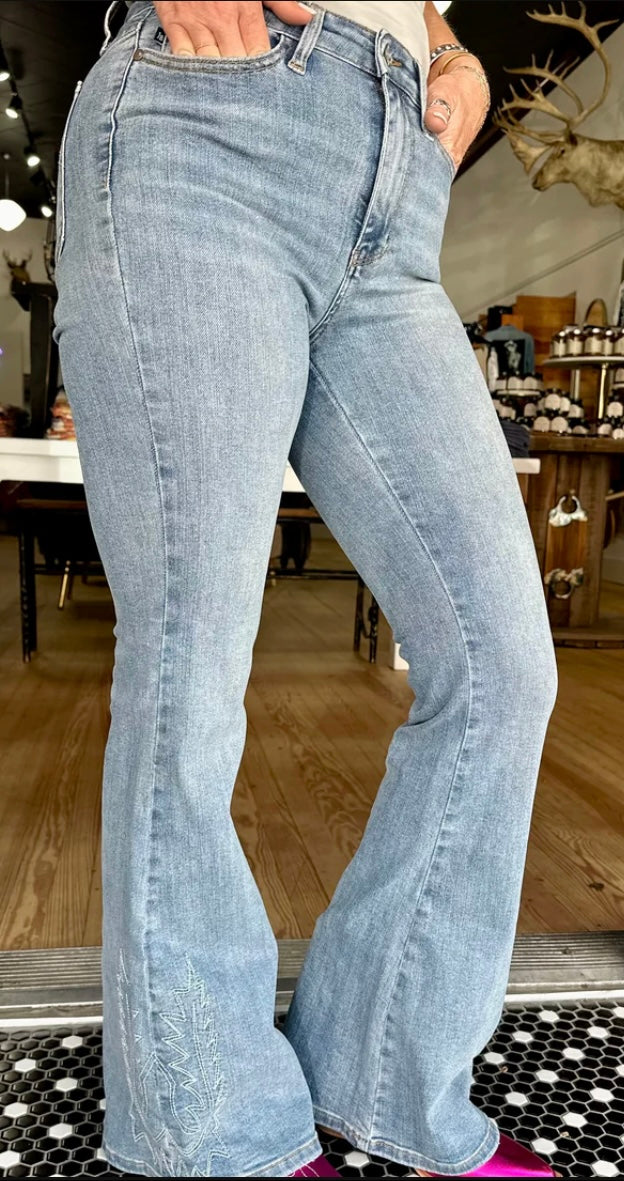 JB 88606REG HW Western Embroidery Detail Flare