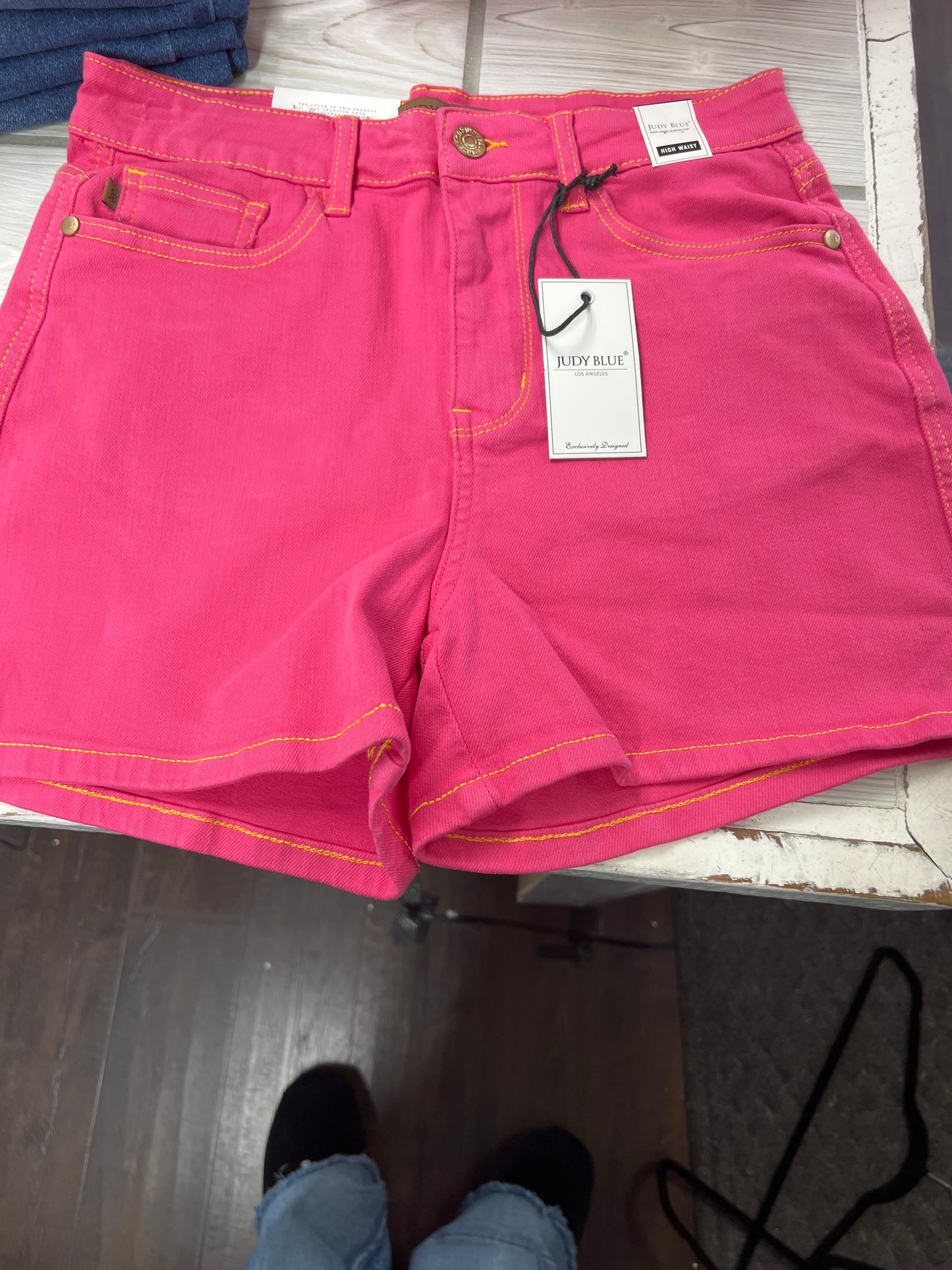 JB 150266 HW GARMENT DYED PKT EMBR SHORTS