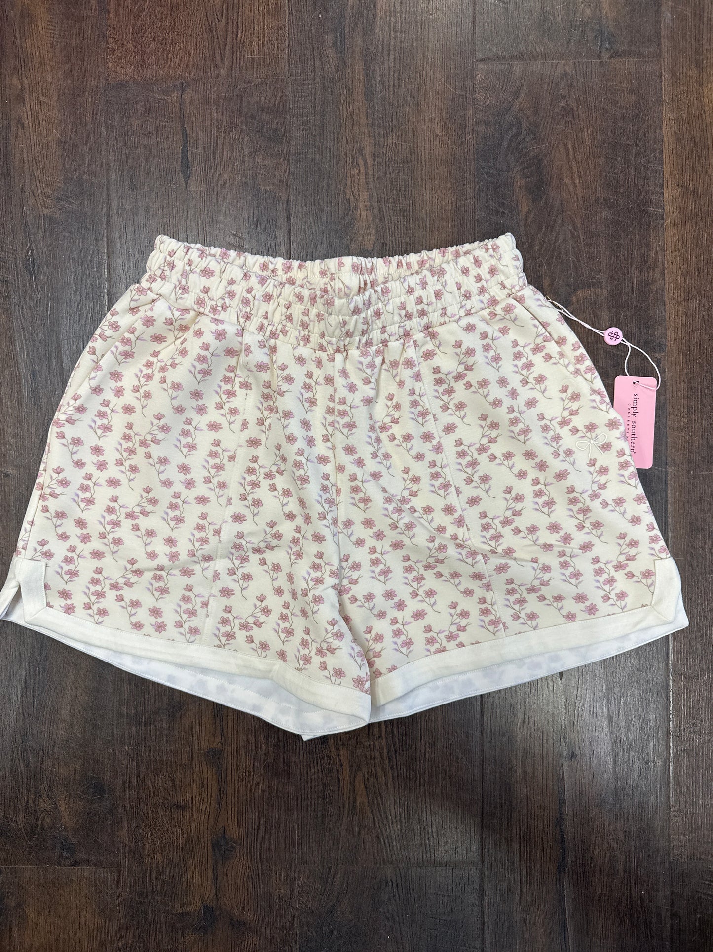 0126-SHRT-PNTCK-BLSHFLR