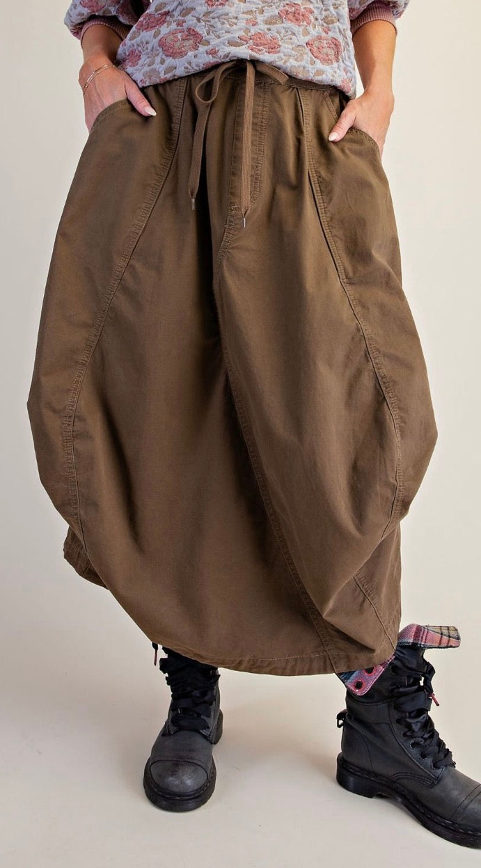EASEL EB57108 OLIVE WASHED PARACHUTE MAXI CARGO SKIRT