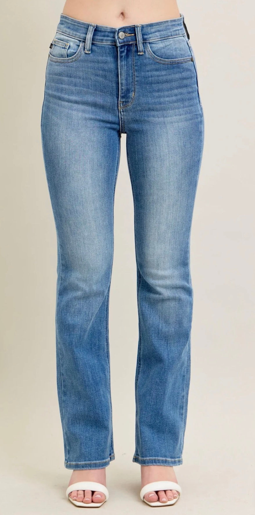 JB881162 REG HW TC Daisy Bootcut MD Instant Classic Indigo