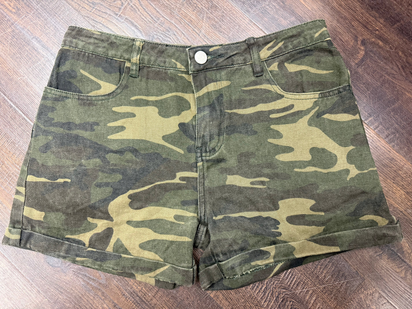 LD Mittoshop Green Camo Shorts