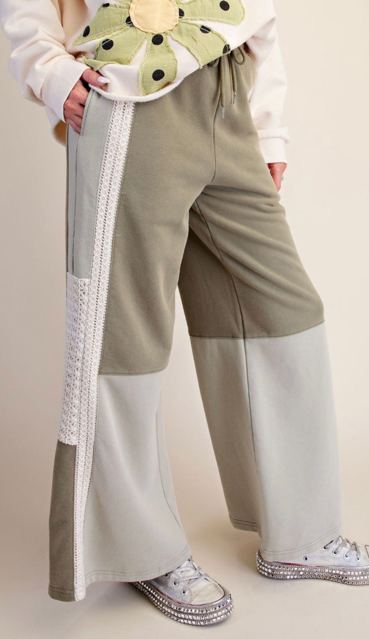 EASEL EB90272 Olive Crochet Terry Knit Pants