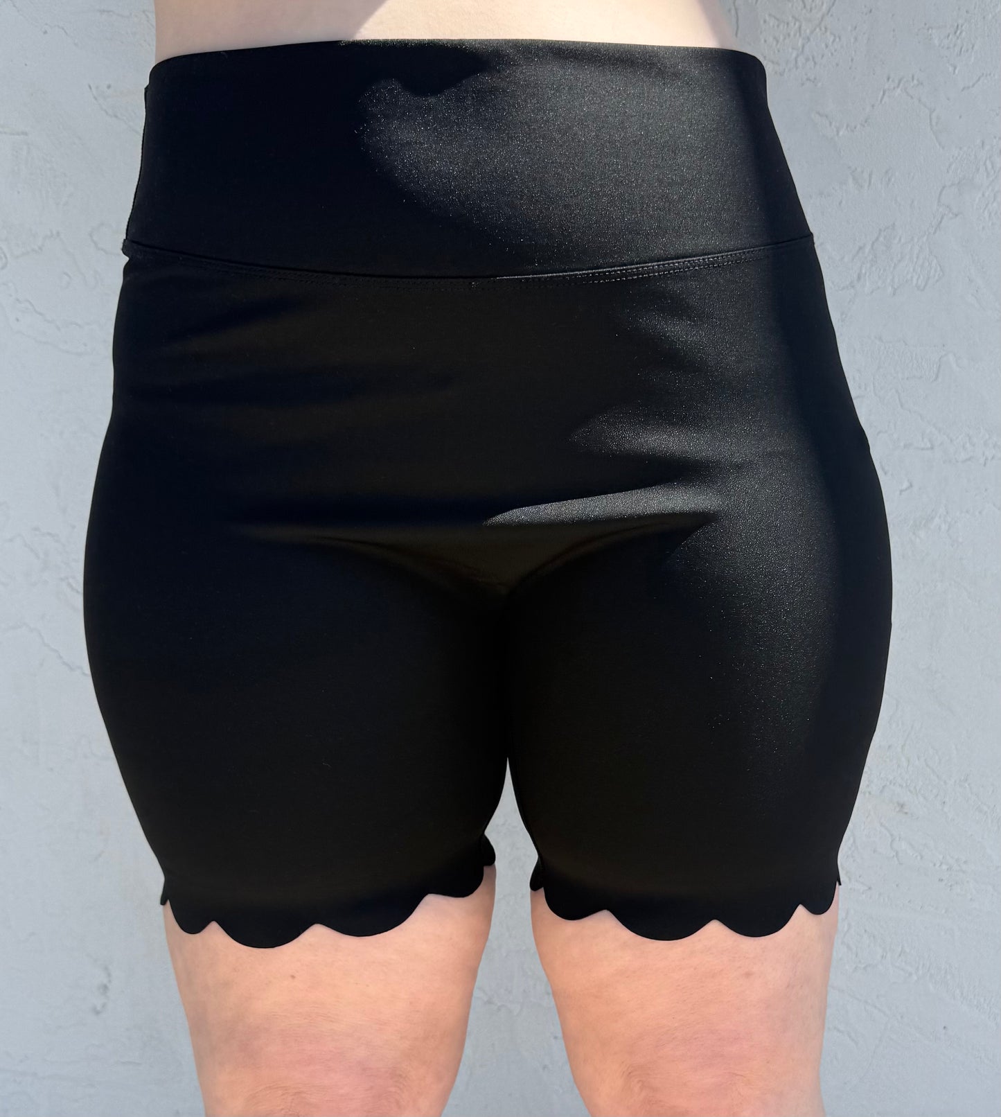 0126-SHORT-SCLP-BLK