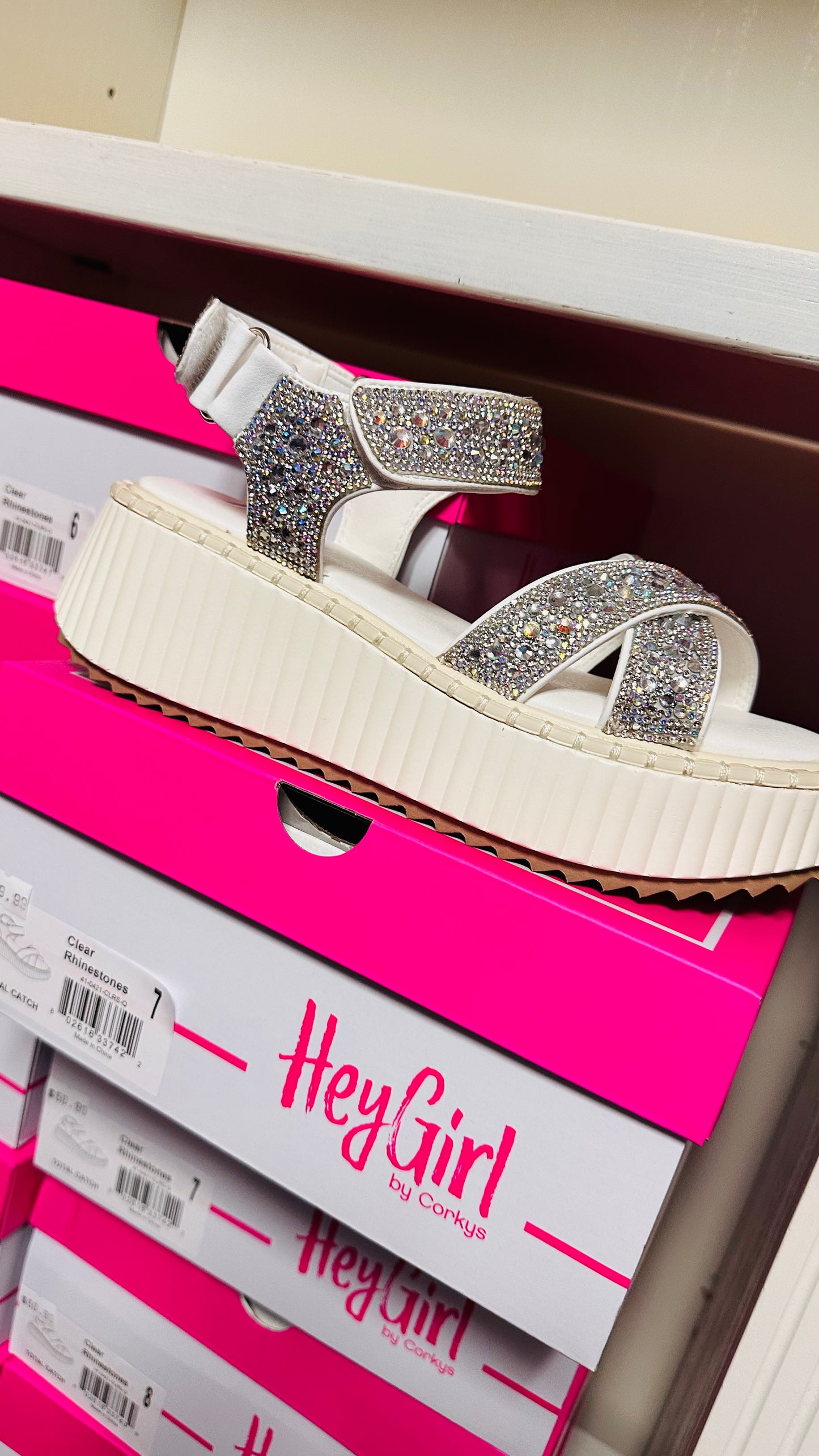 Corkys-TOTAL CATCH Clear Rhinestones
