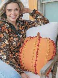 0224-PILLOW-PUMPKIN