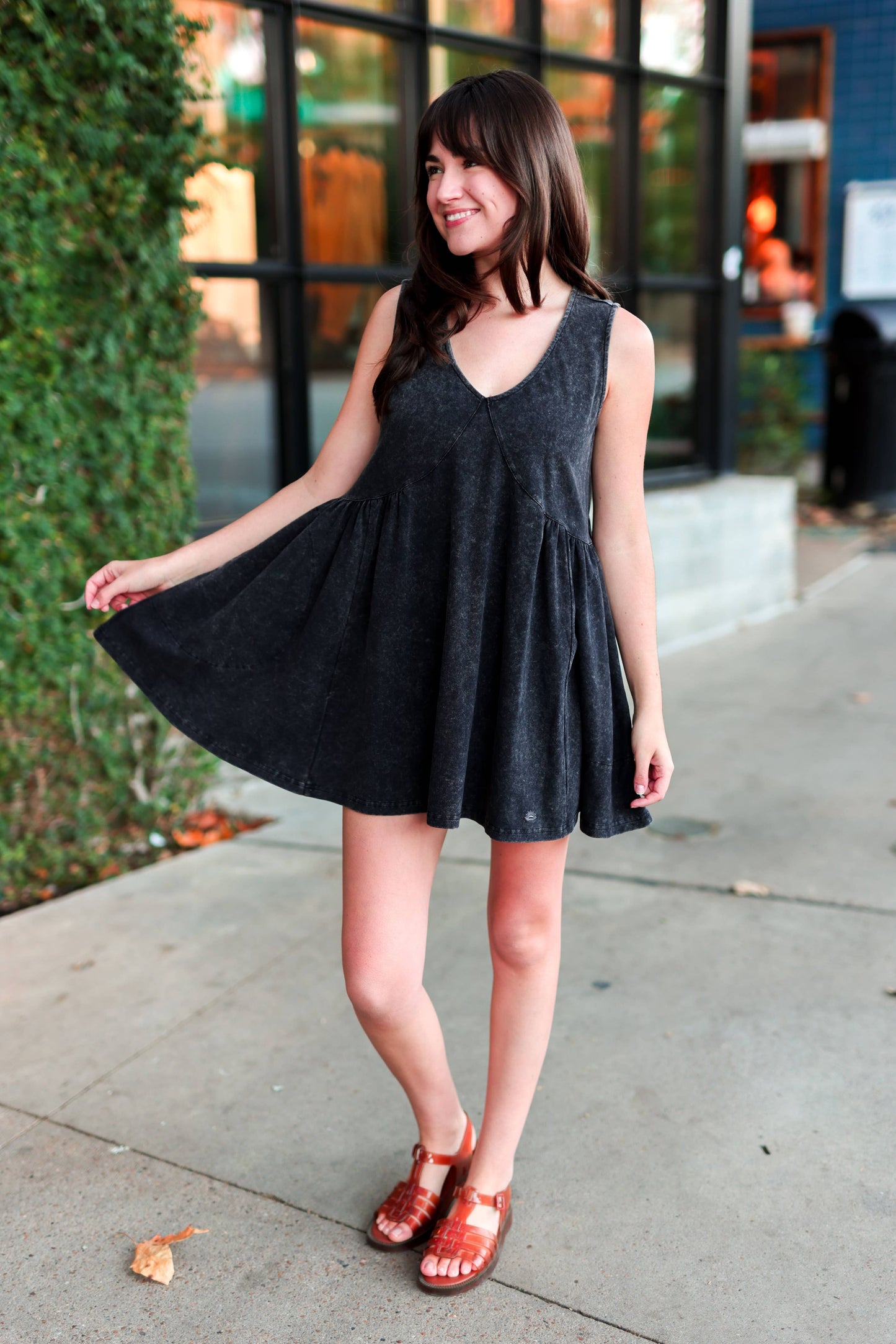 Women's Dress – On The Daily Swing Dress – Midnight