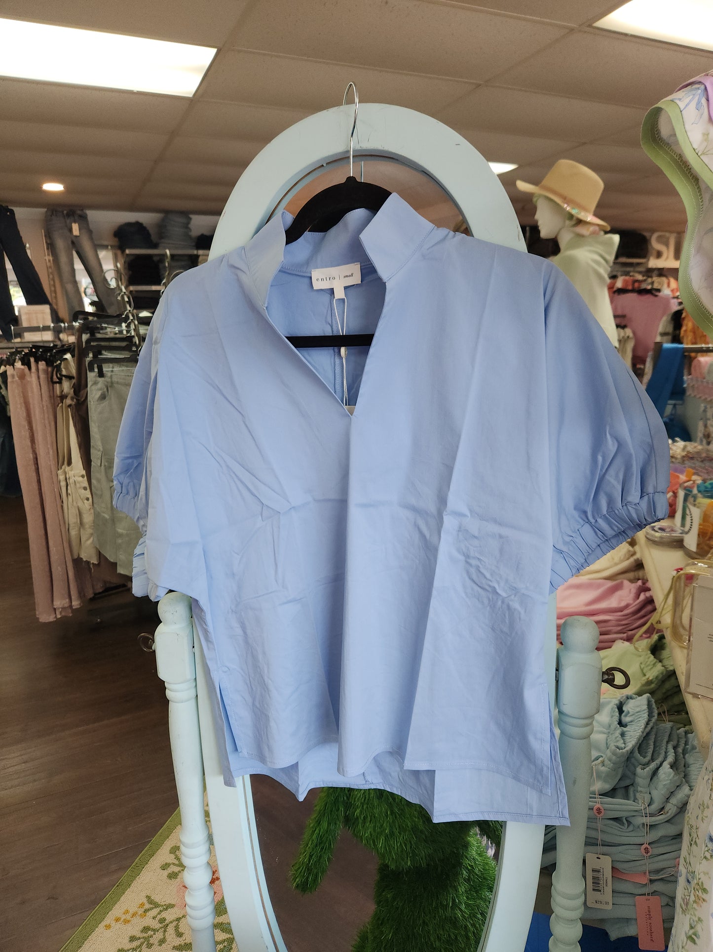 Entro T26223 Chambray Puff Sleeve V-Neck Top