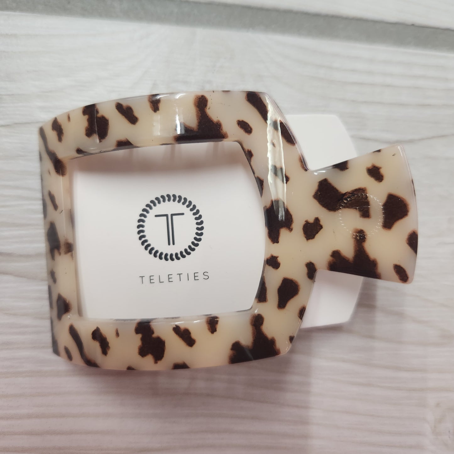 Teletie Medium Flat Square Clip