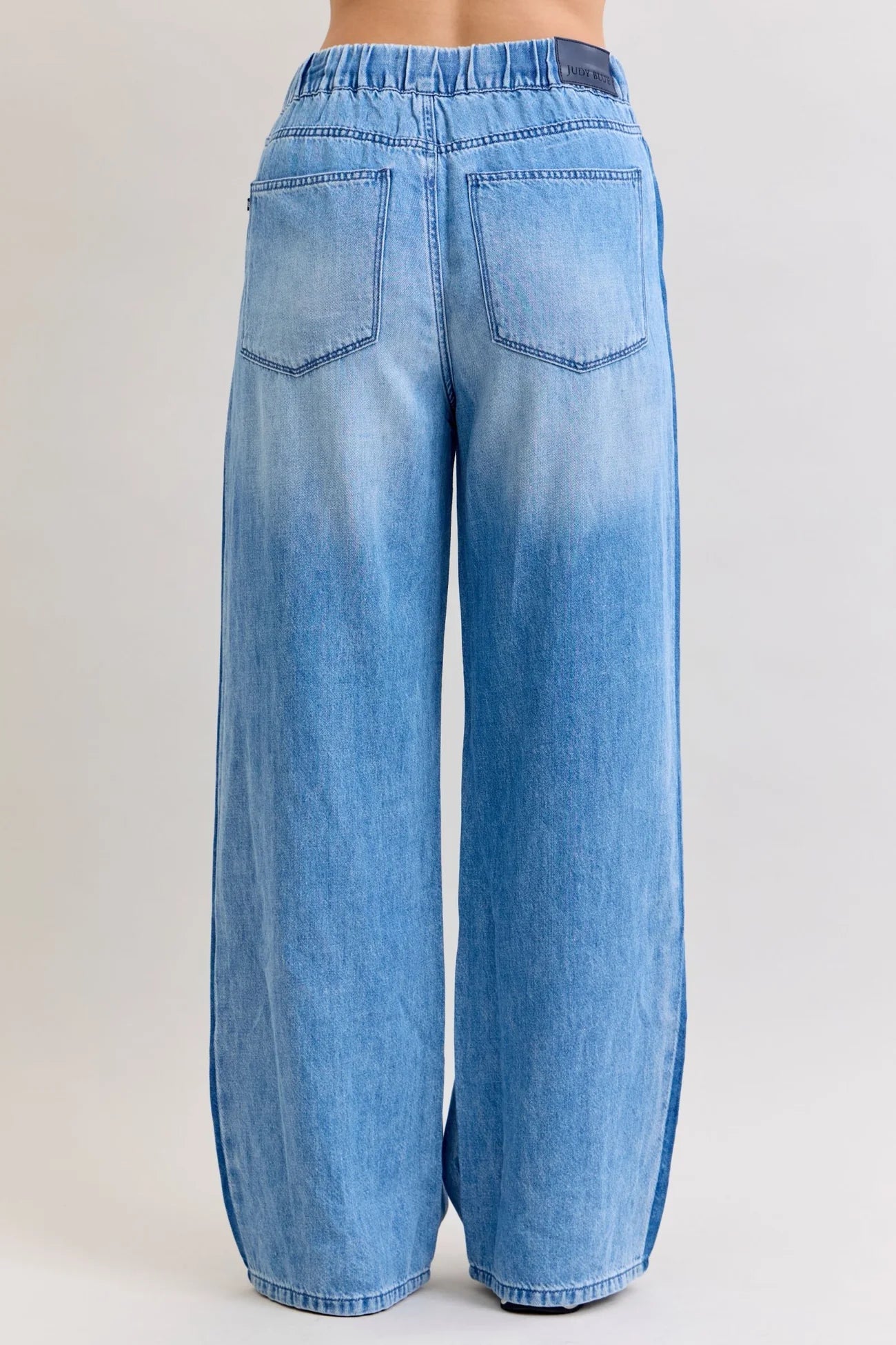 JB 881005 HW Wilhemina Elastic WB & Side Panel