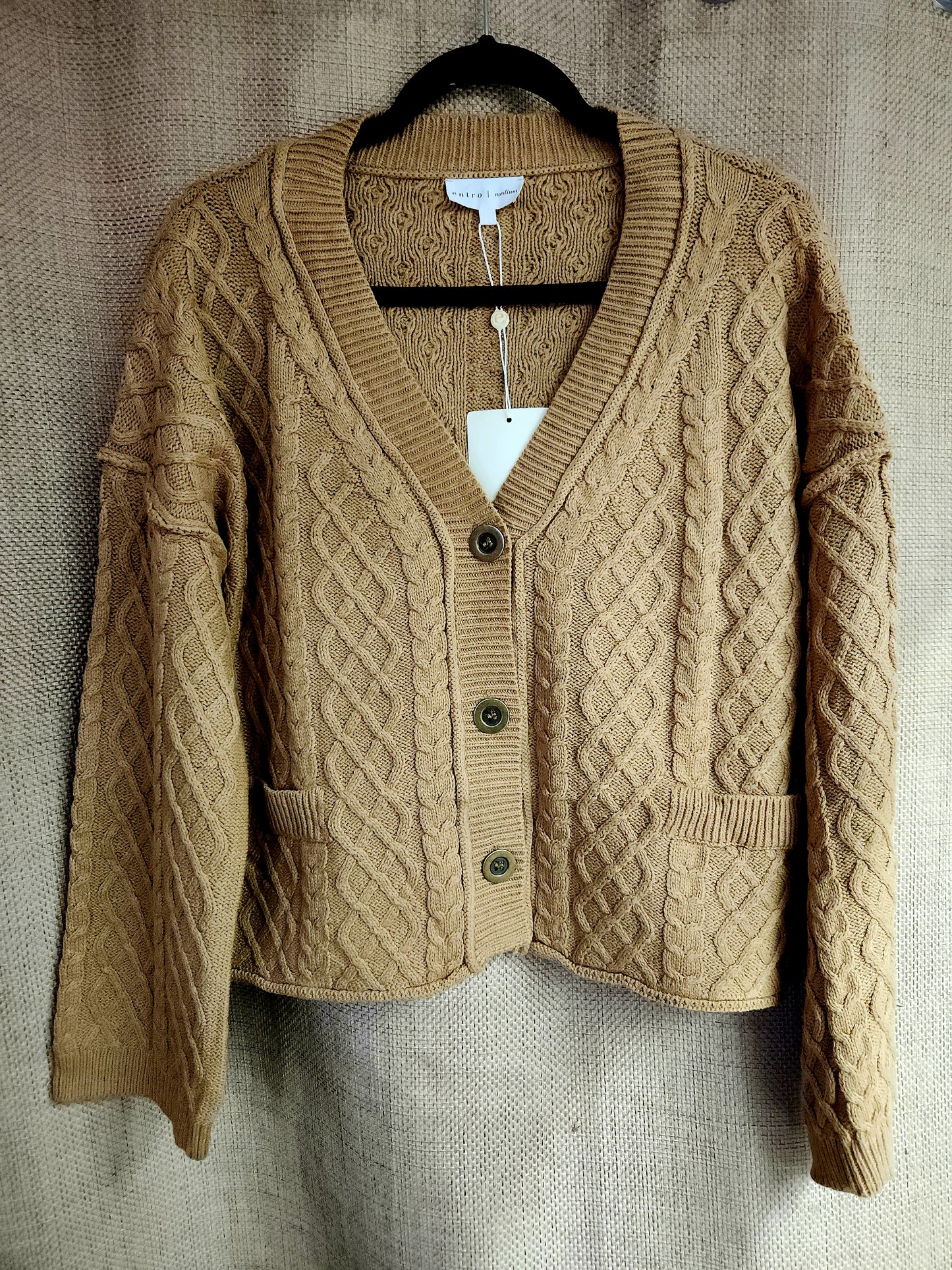 ENTRO - J27810 Cropped Cableknit Cardigan