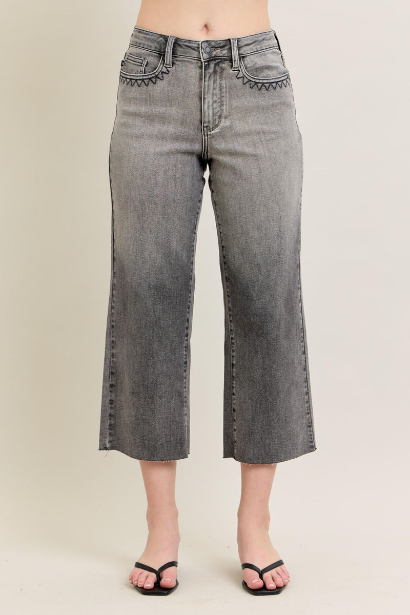 JB 88949 REG - HW Vintage Grey Wash & Front Pkt Embroidery Crop Wide