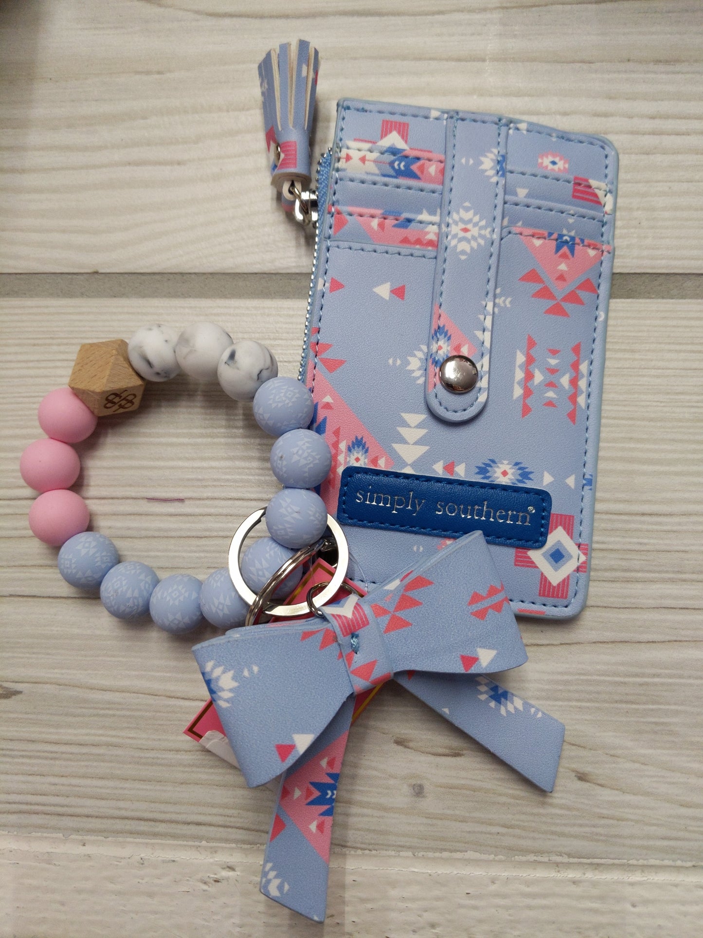 0123-BEADBANGLEWALL