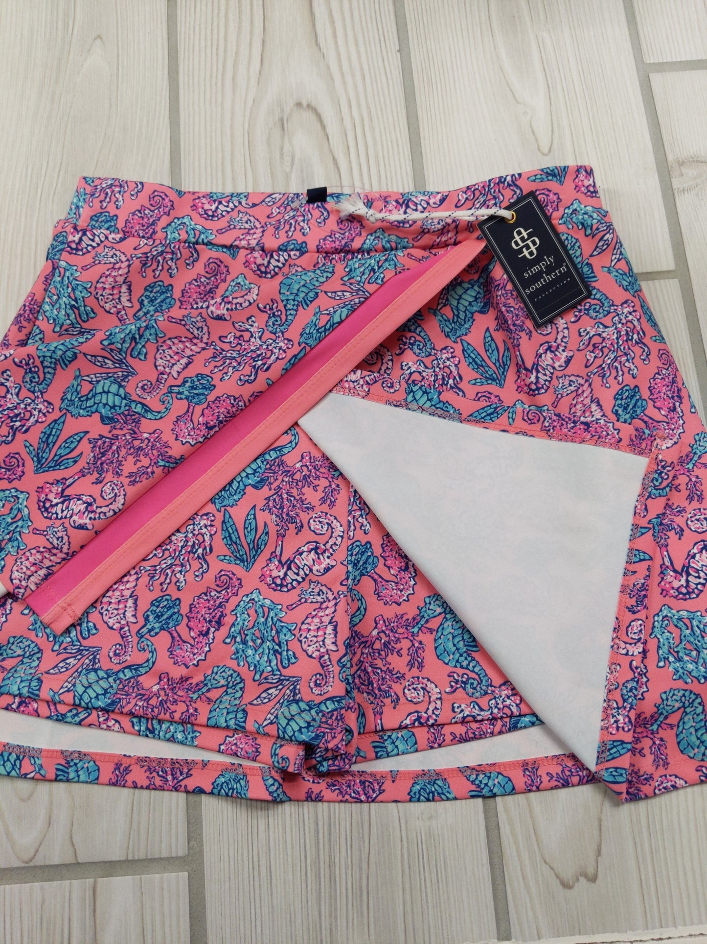 0123-SKORT-ATHLTC-SEAHRSE