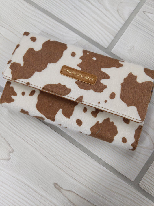 0322-LTHR-PHONECLUTCH-COW