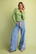 Easel ST100308 GRASS GREEN LONGSLEEVE LACE V-NECK TEXTURED RIBBED SHIRT