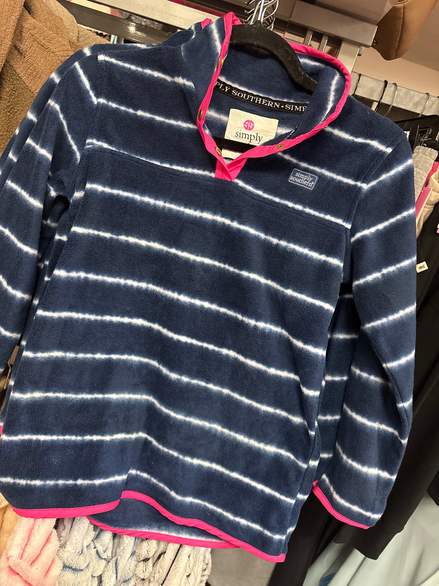 0221-YTH-TIEDYEPULL-STRIPE