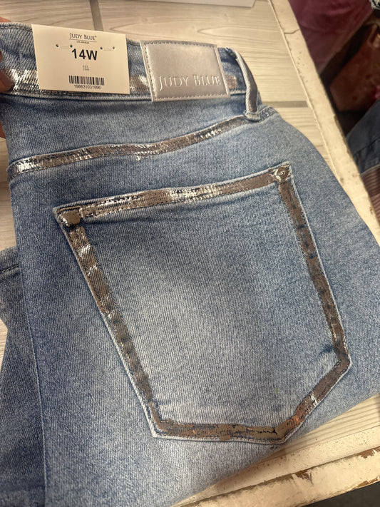 JB 881109 MR Kick Flare + Foiled Seams