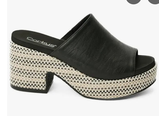 CORKYS- TOTALLY BUGGIN-BLACK