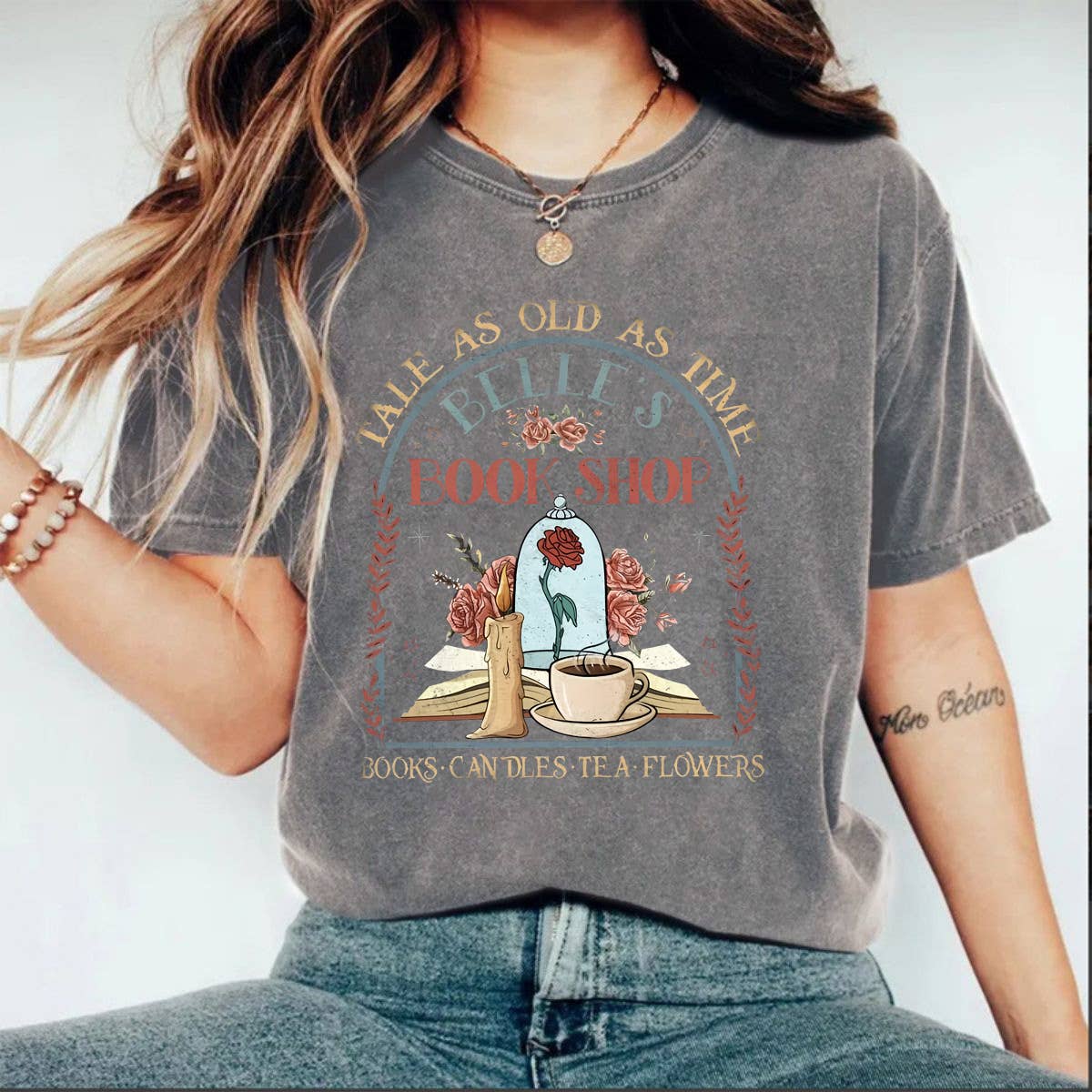 Fairy tales rose Graphic t-shirt