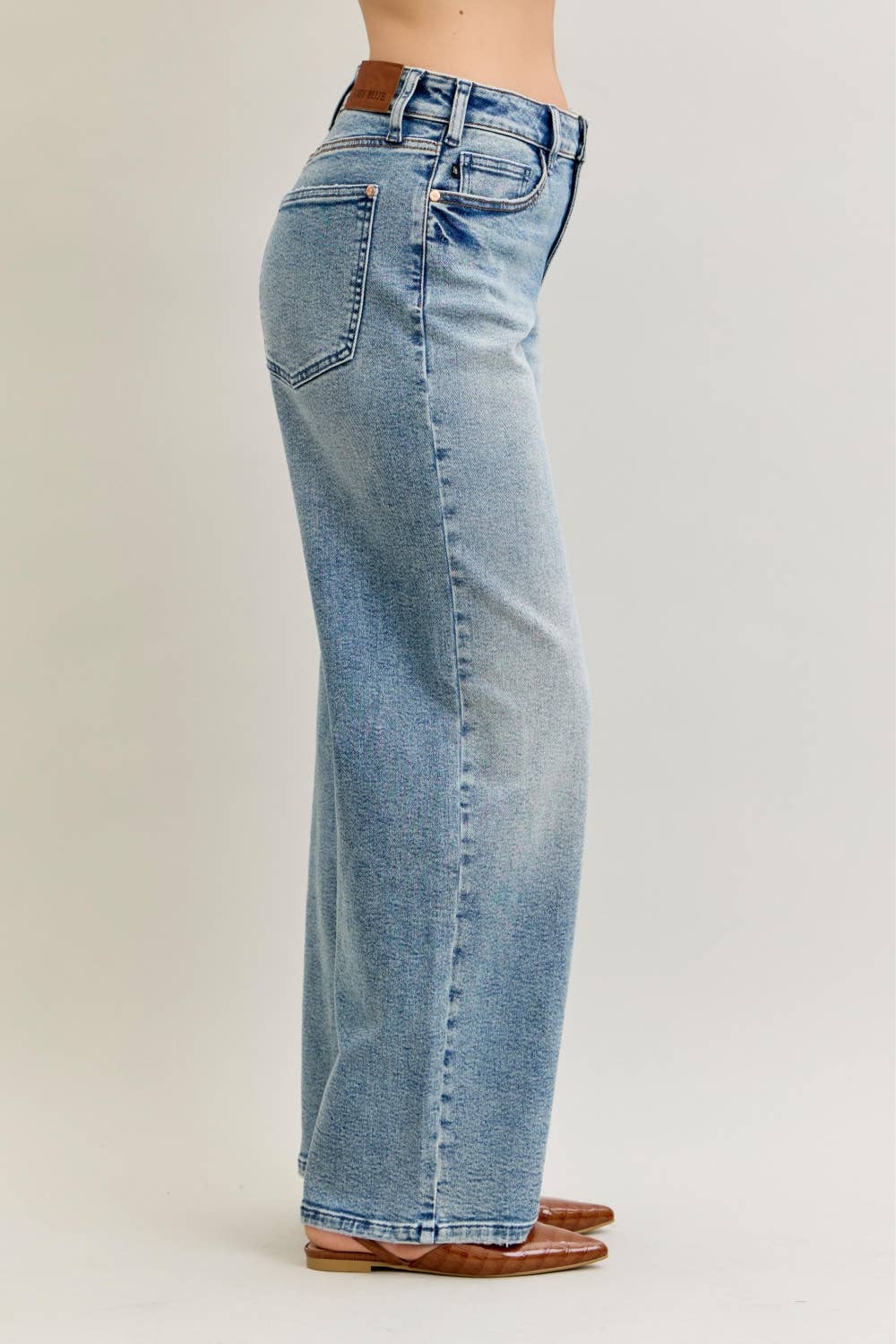 JB 881004 HW Wilhelmina Light Vintage Wash