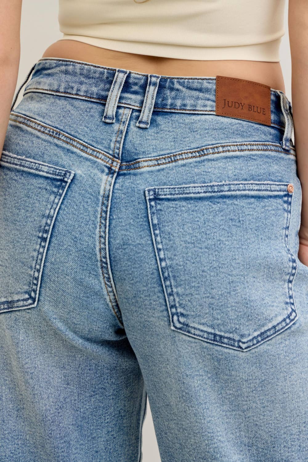 JB 881004 HW Wilhelmina Light Vintage Wash