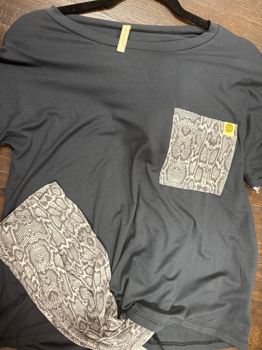 0322-PJ-TSHIRTSET-SNAKE