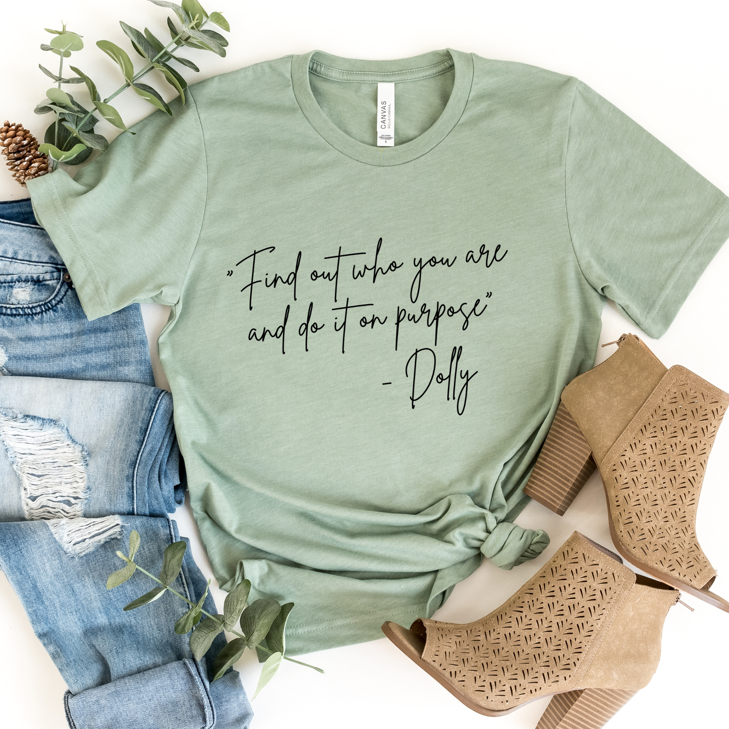 Dolly Quote Graphic Tee