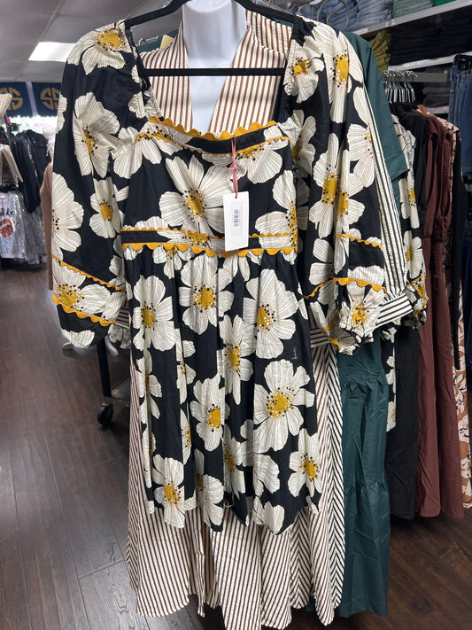 D25325-ENTRO BLACK MUSTARD WHITE FLORAL PUFF SLEEVE RIC RAC DRESS