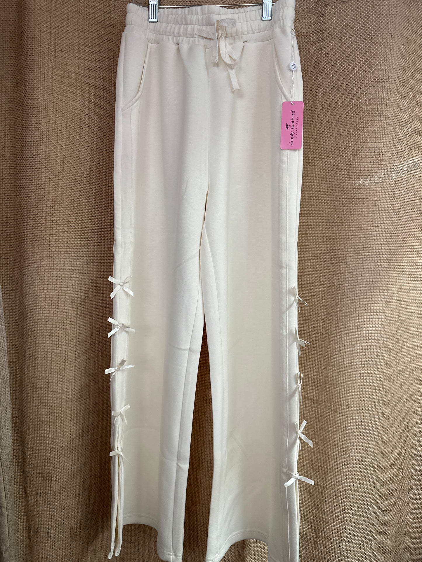 0226-PNT-LNG-TIE-IVORY