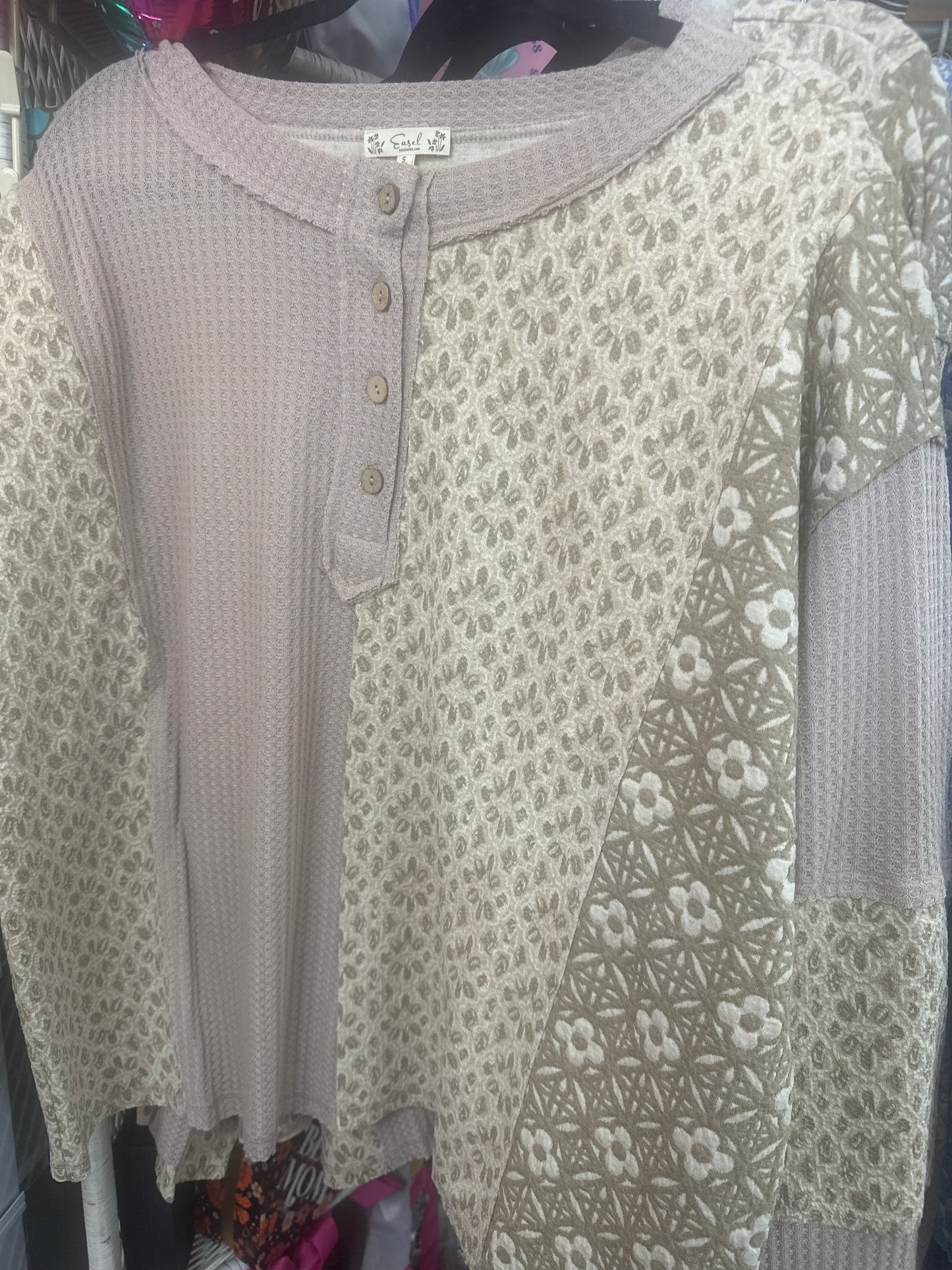 Easel ET71571 Brown PRINT MIX HENLEY TOP