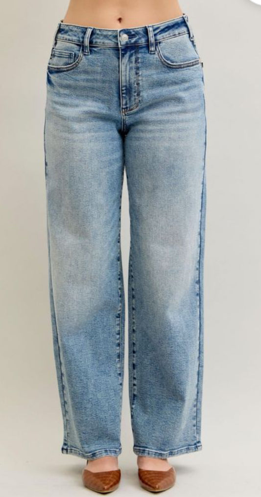 JB 81004REG HW  Whilhemina Light Wash
