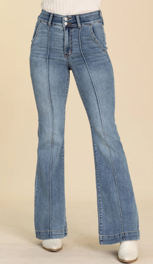 JB 82687REG HW FLARE Front Pintuck Detail & Fray Hem