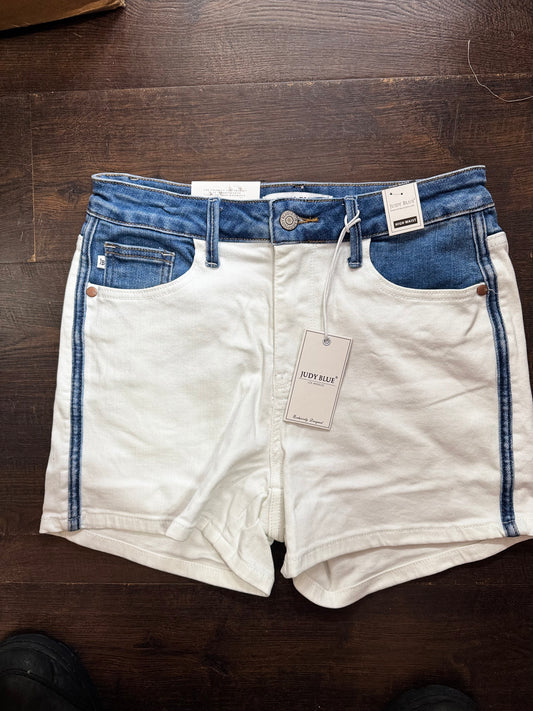 JB 150183 HW ECRU/MD SHORTS