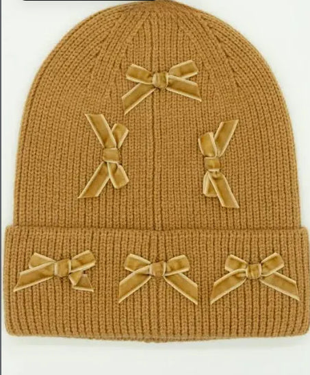 0225-BEANIE-COQUETTE