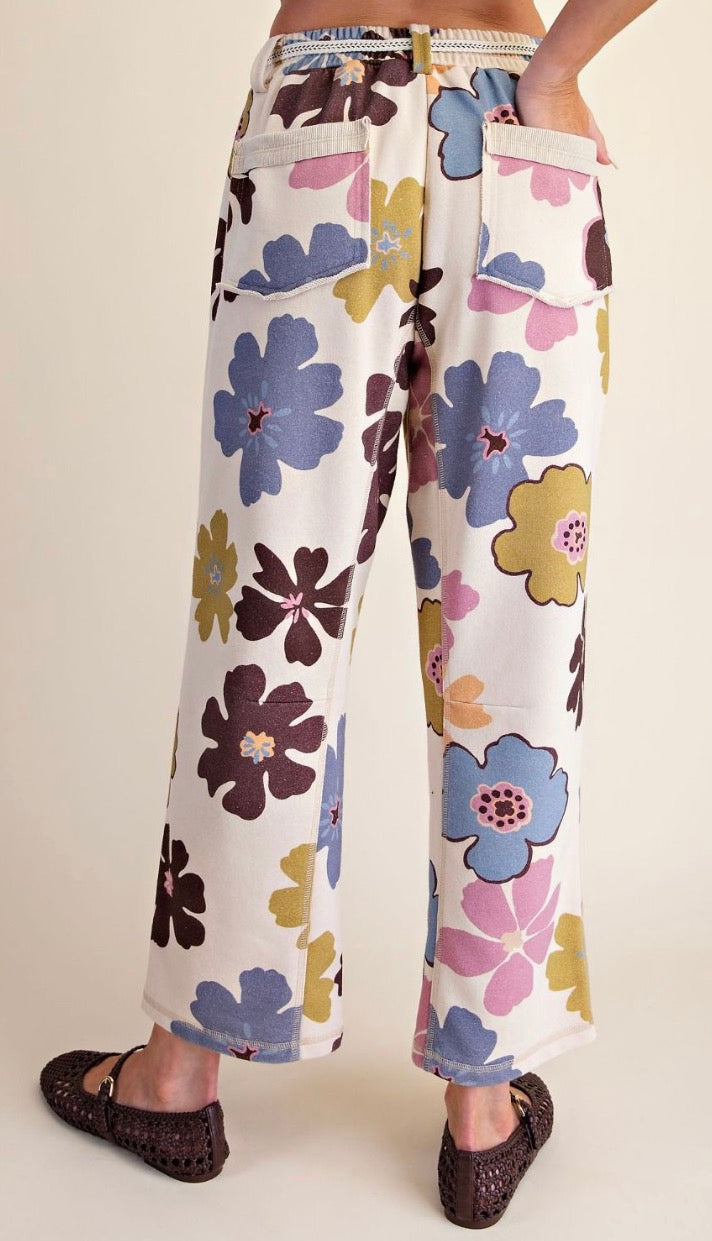 Easel EB58088 KHAKI FLORAL PRINT WASHED TERRY PANTS