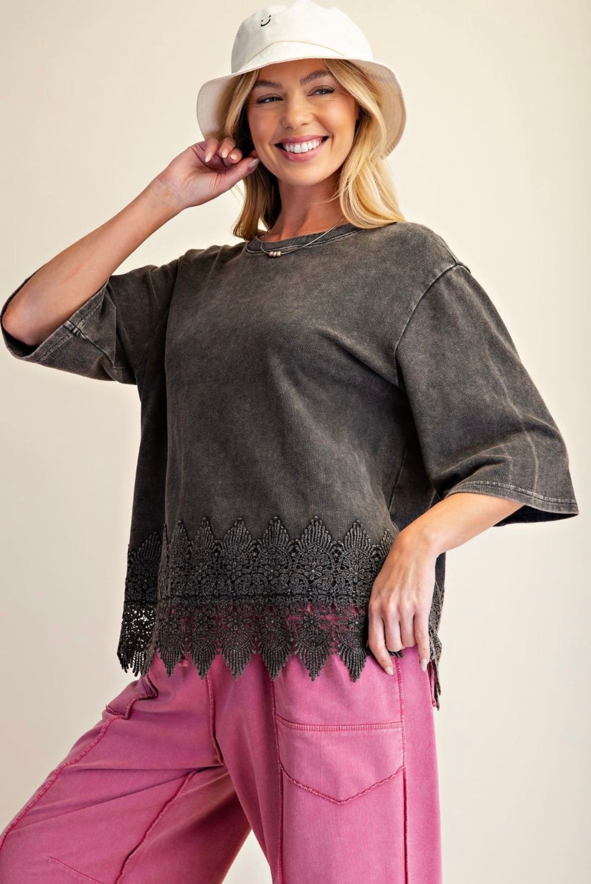 EASEL ET19137 ASH WASHED LACE BOTTOM BOXY KNIT TOP