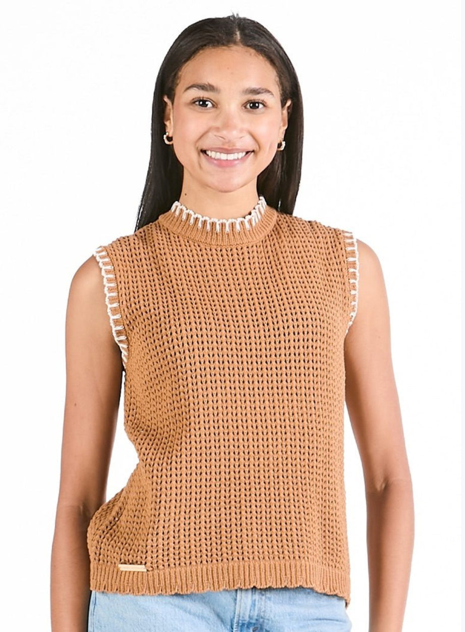 0225-TOP-OLIVIA-LTBRN