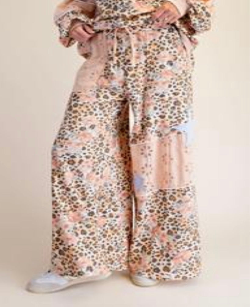 Easel EB58345 ANIMAL FLORAL WASHED TERRY KNIT PANTS