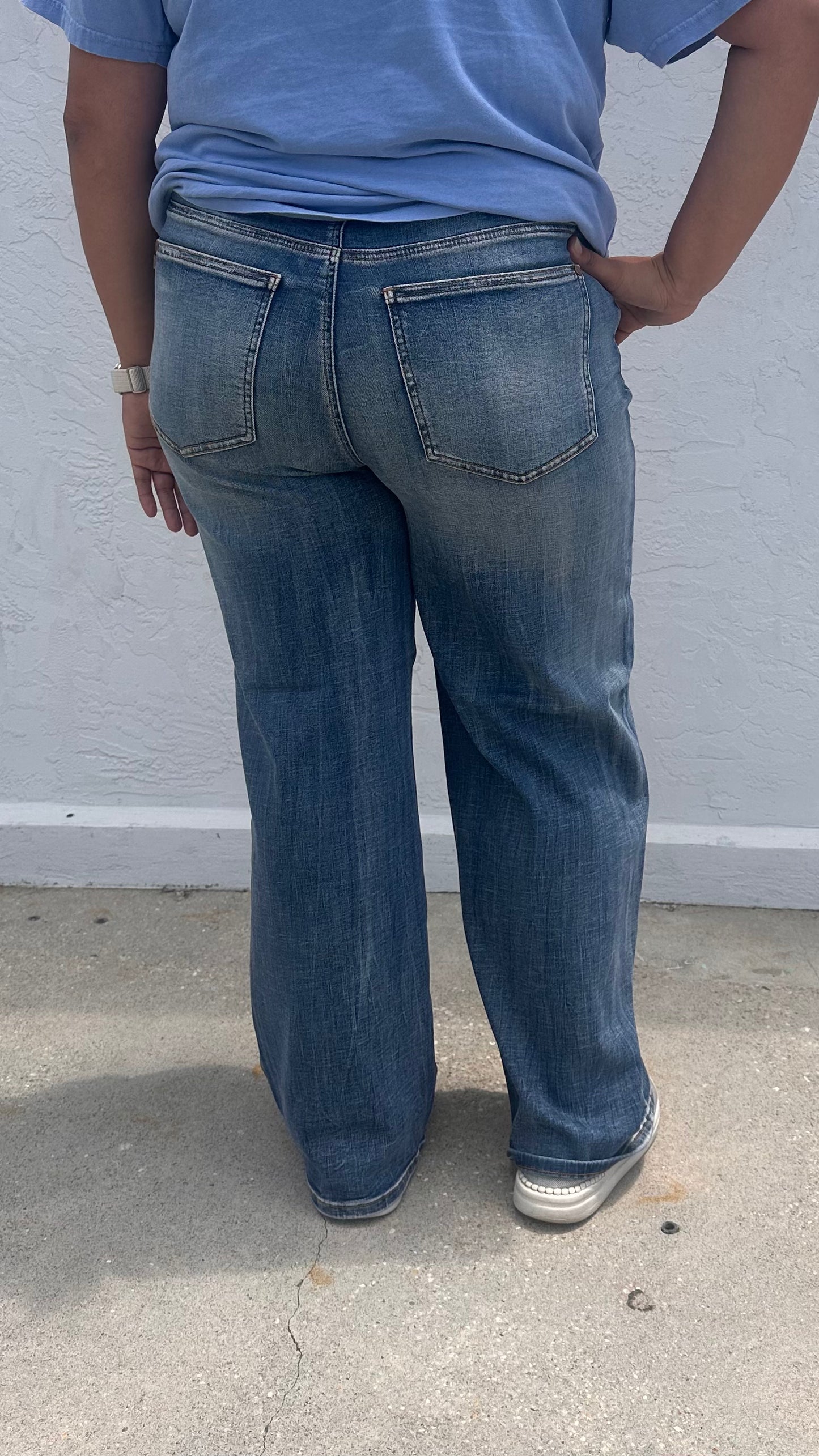 JB 881157 HW Wilhelmina Baggy MD Vintage Blast