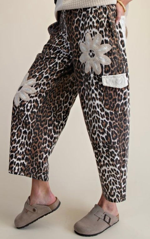 EB58031 Animal Floral Patch Animal Print