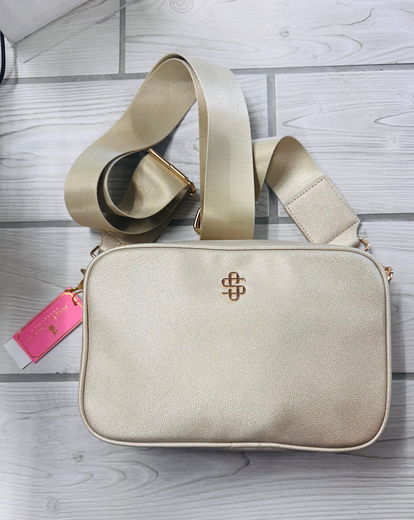 0124-BAG-LTHR-CRSBDY-TAN