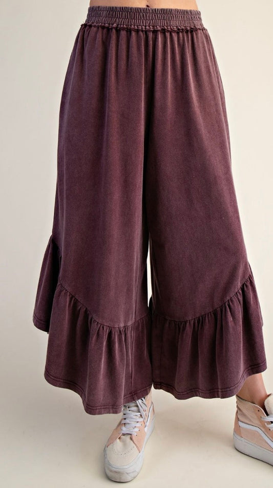 EASEL EB58168 Mulberry Ruffle Bottom Mineral Wash