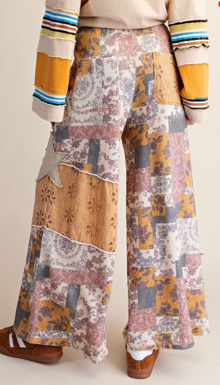 Easel EB58345 PATCH PRINT FLORAL WASHED TERRY KNIT PANTS