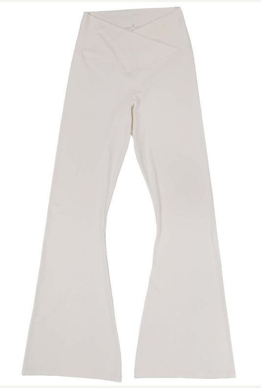 0224-LEG-FLARE-IVORY